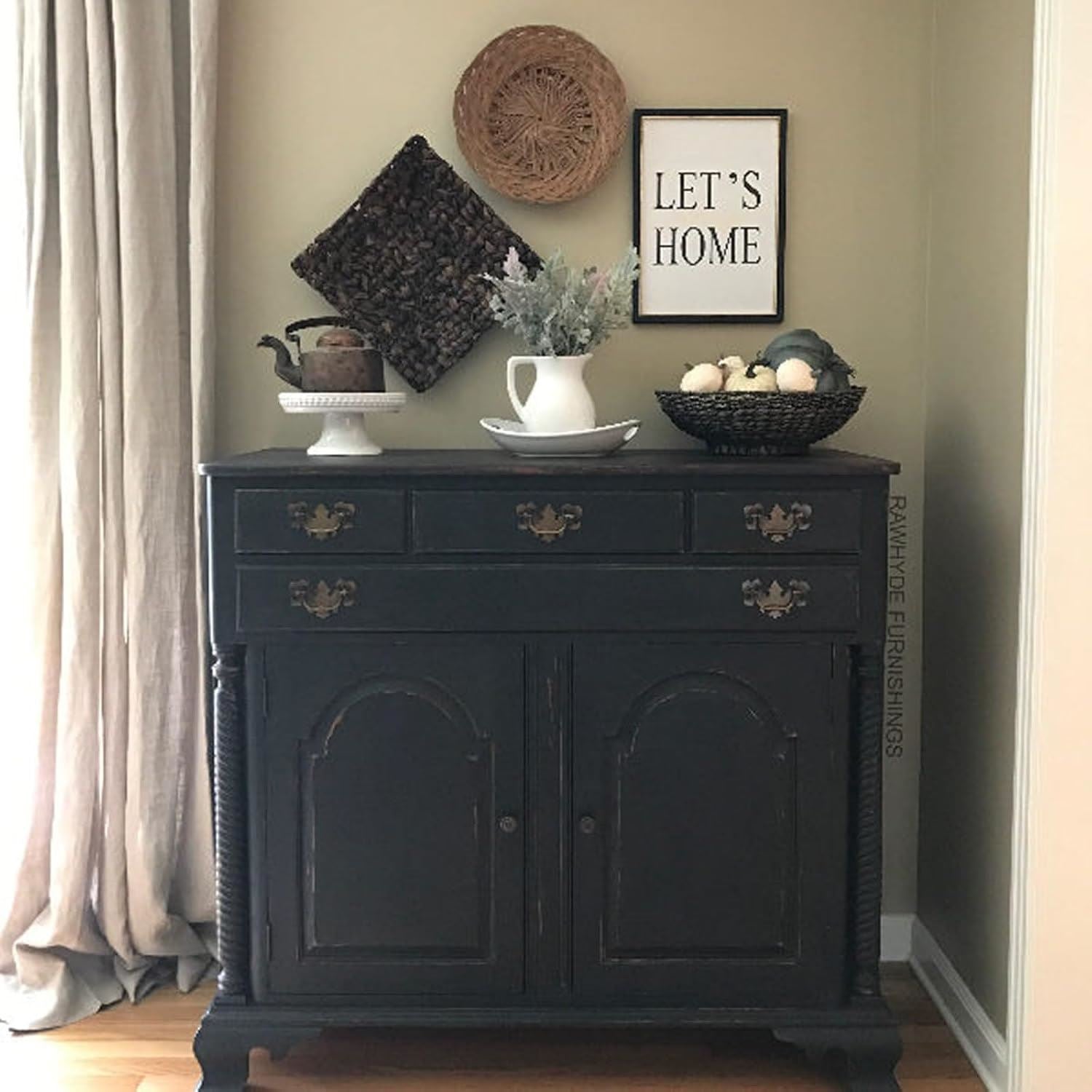 151 nonslip black paint tin for creating a durable, slip-resistant finish on furniture and decor