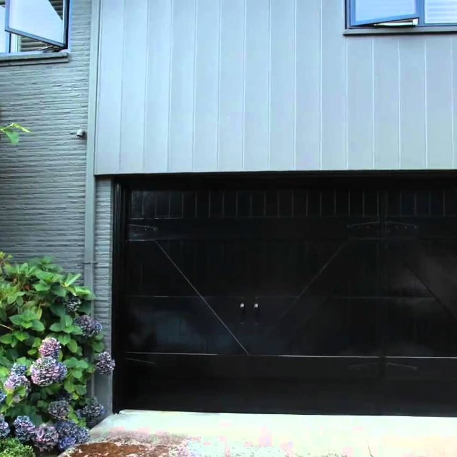 151 non-drip black gloss paint tin ready for indoor and outdoor use on various surfaces